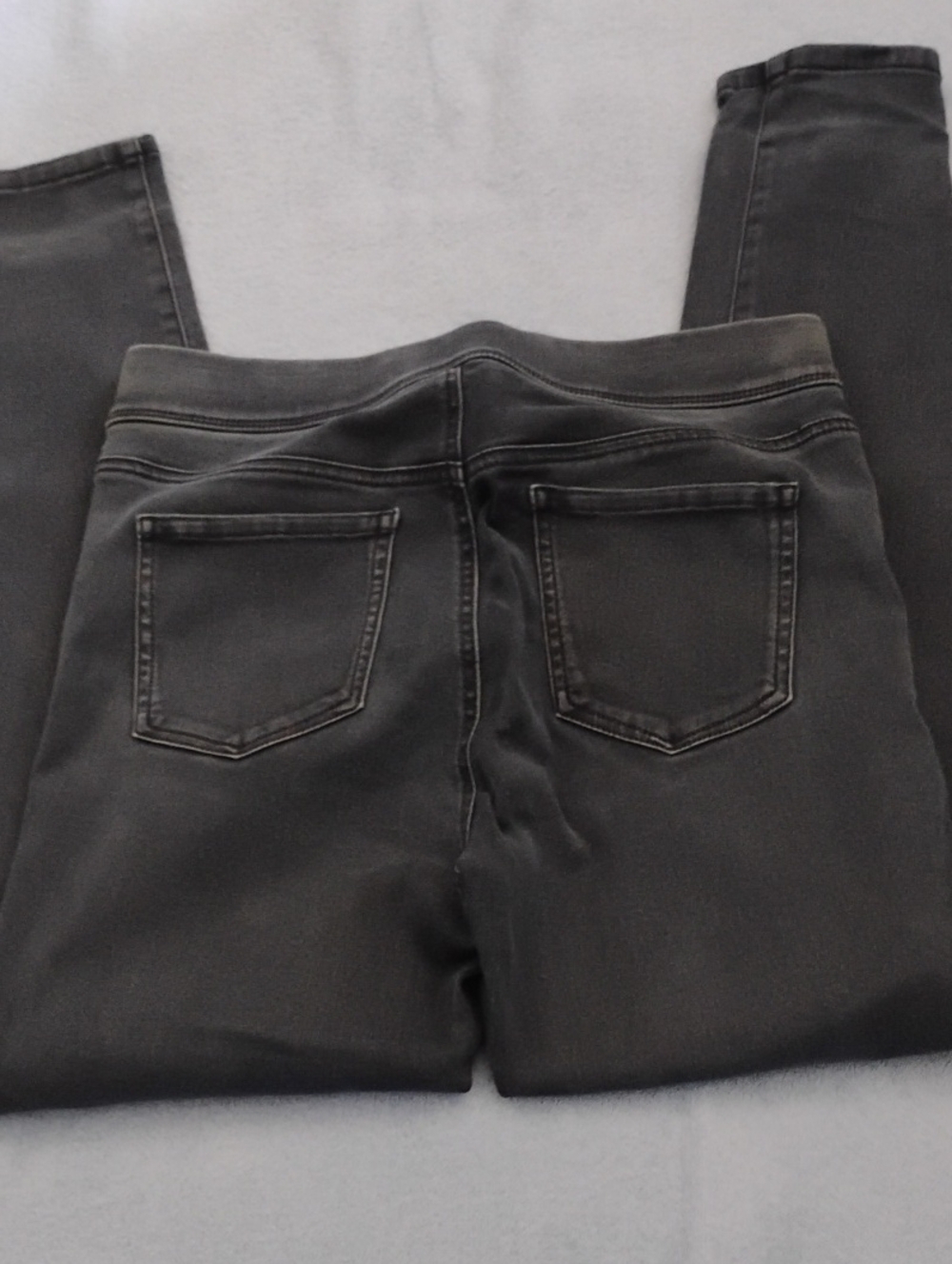 Gloria Vanderbilt Skinny Jeans - Picture 2 of 7